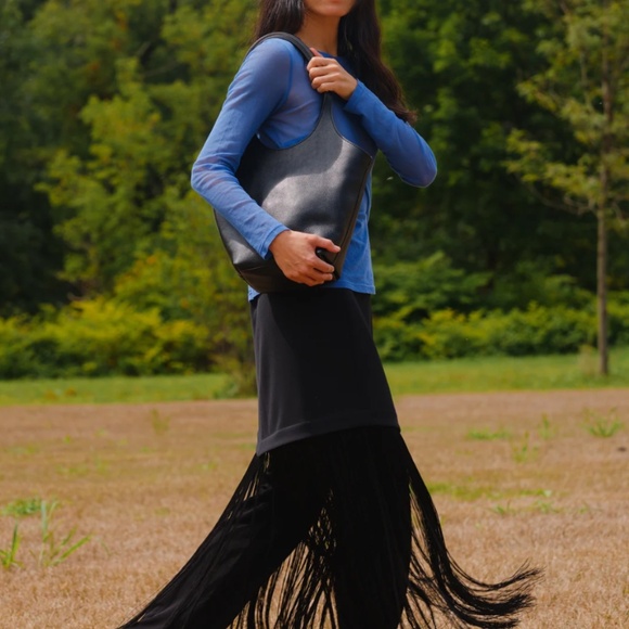 Lindquist Object Handbags - Lindquist Big Ama in Black